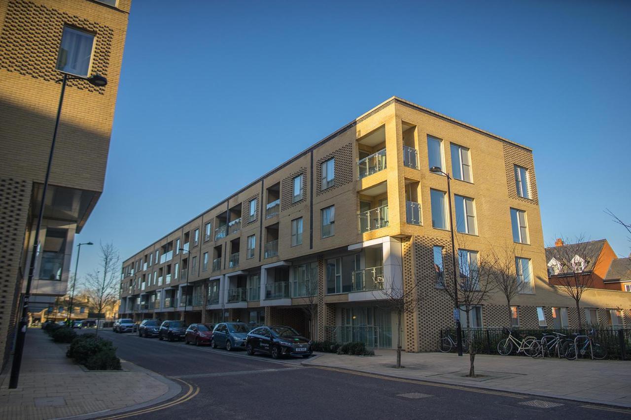Luxury King Bed Apartment & Free Parking Cambridge  Exterior foto